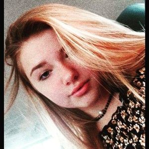 Meet your Posher, Zoe